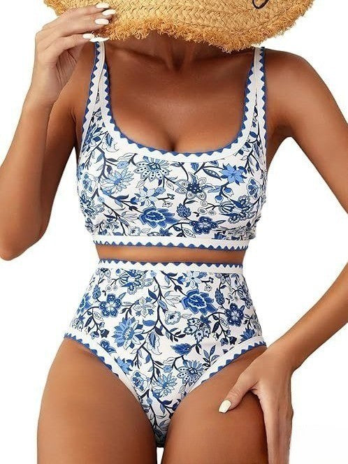 Aroa | Bikini de flores con abertura frontal