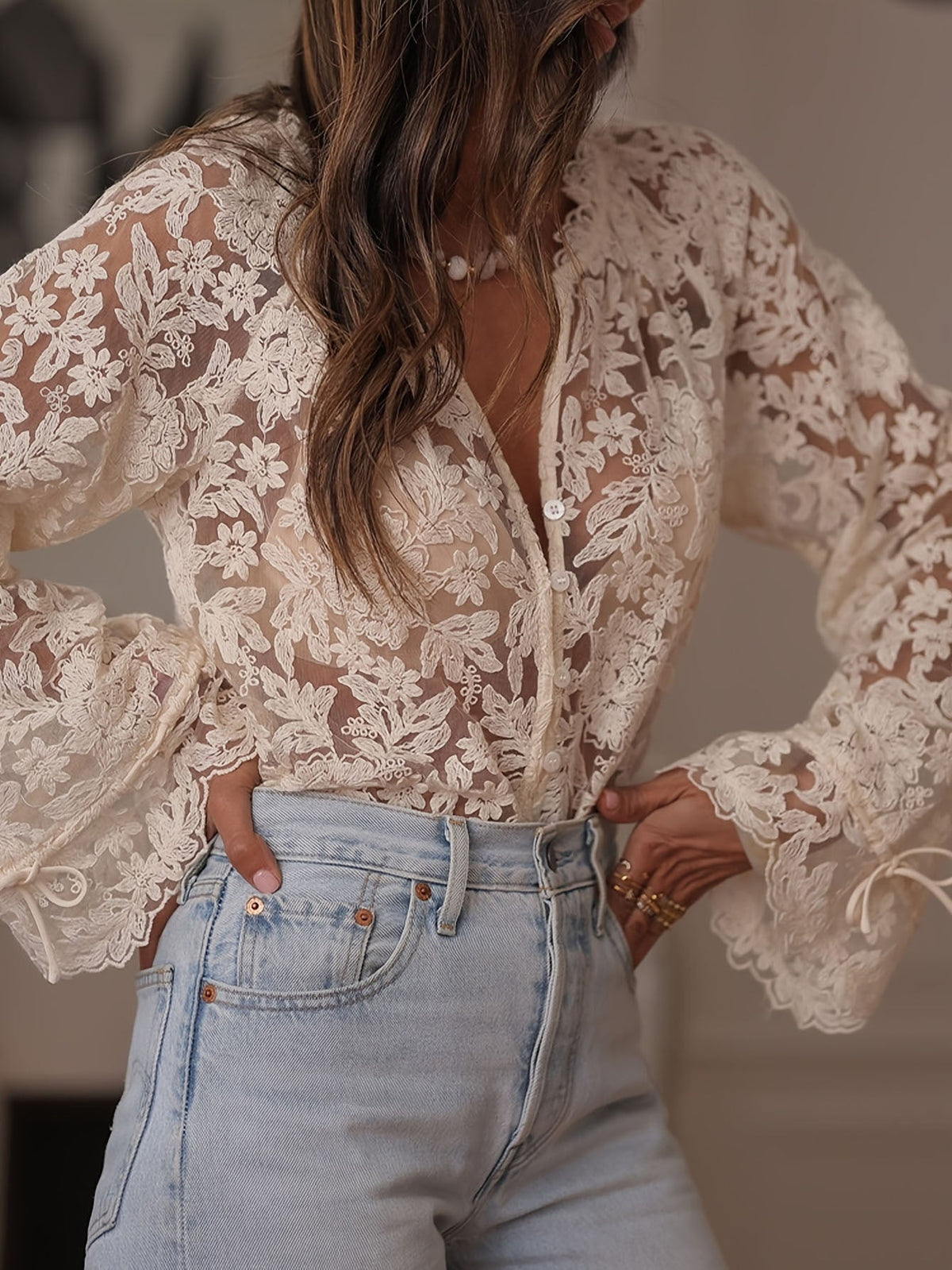 Belinda | Camisa de encaje calado