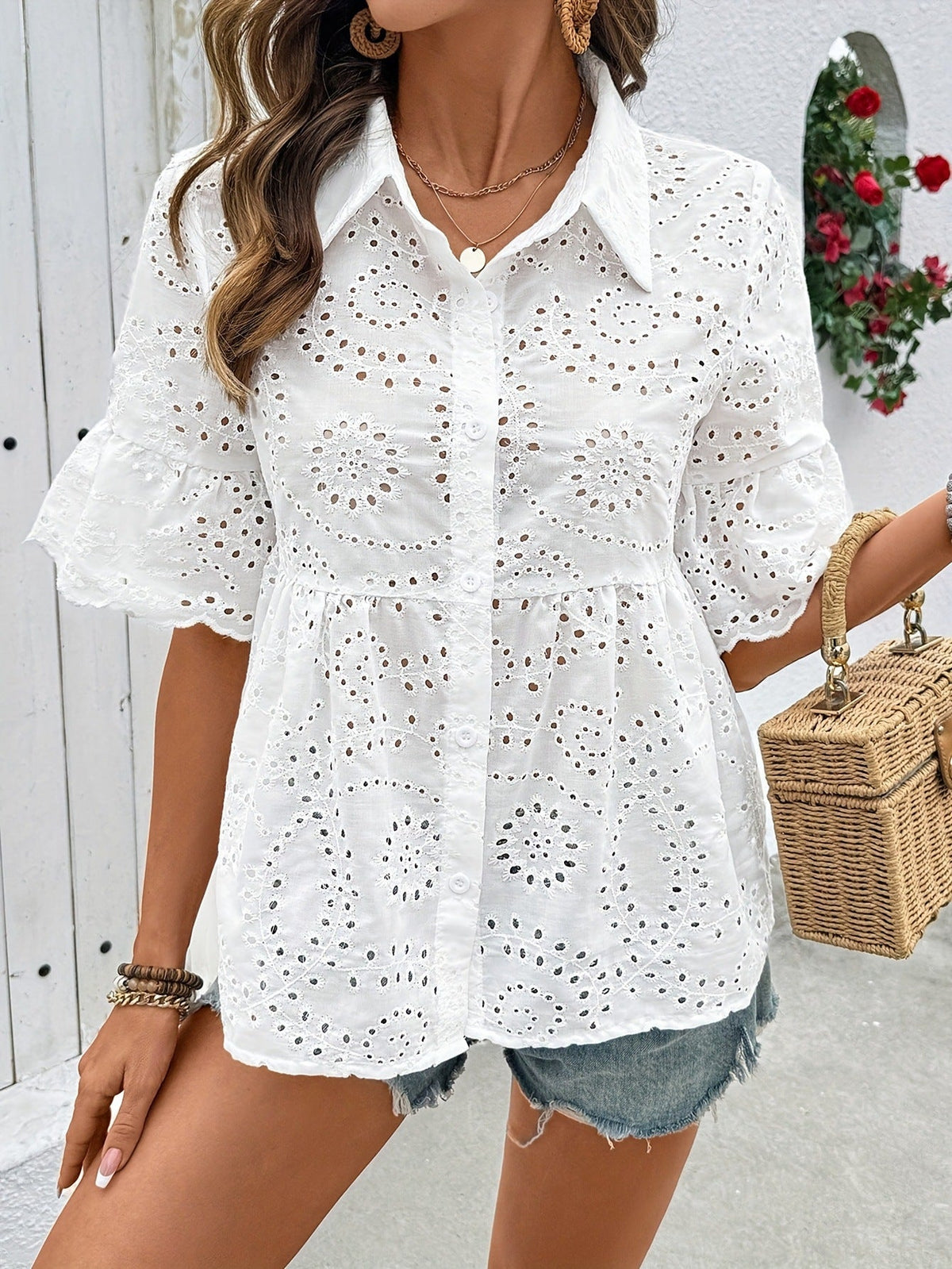 Sabina | Camisa blanca con bordado calado