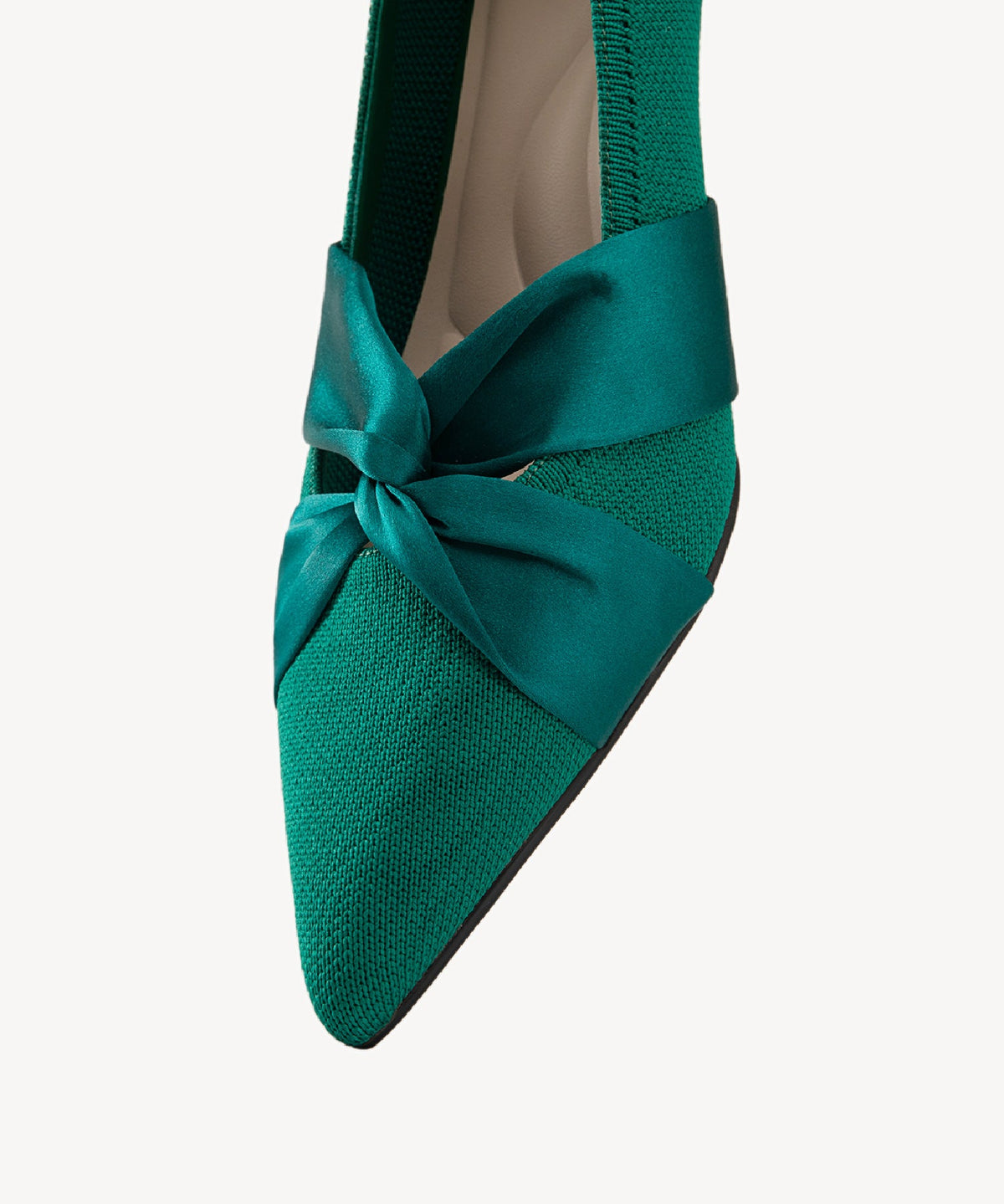 Enara | Zapato de tacón con punta fina – Marrón