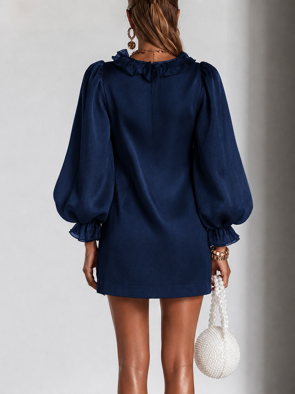 Clementina | Vestido corto recto con mangas abullonadas