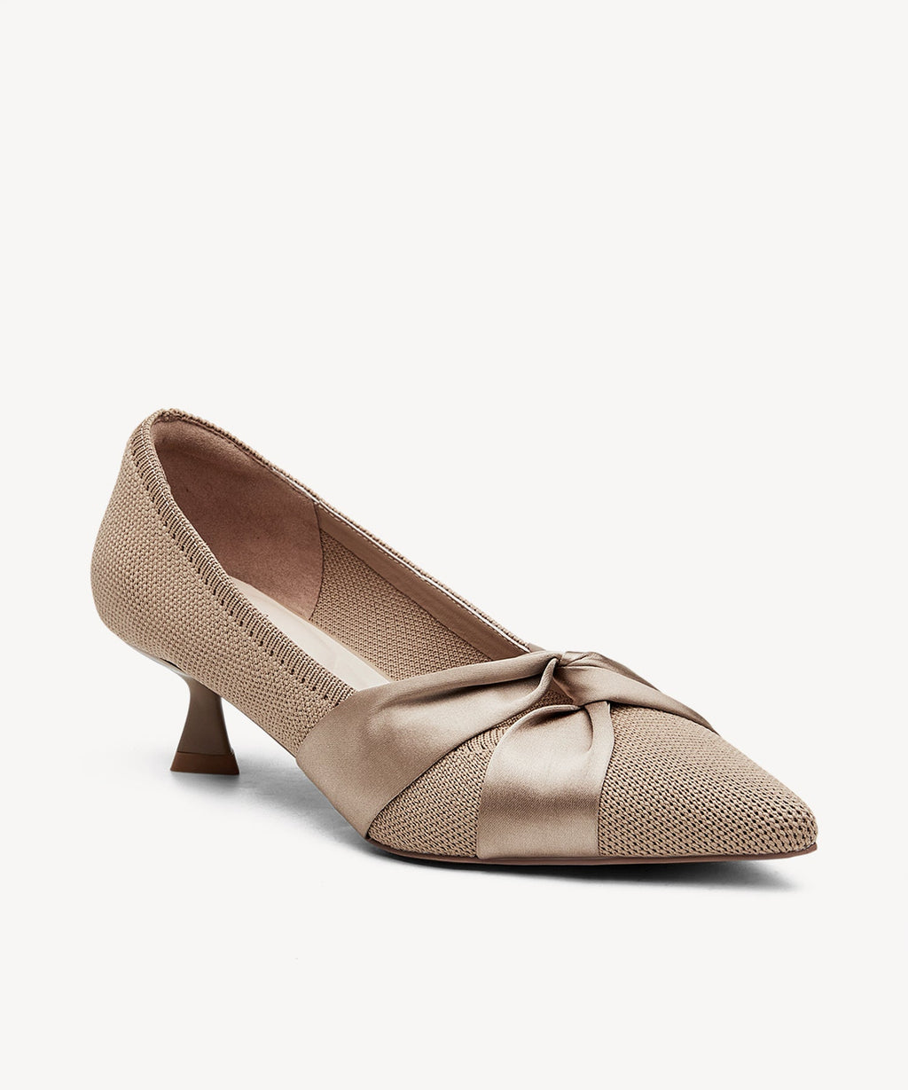 Enara | Zapato de tacón con punta fina – Marrón
