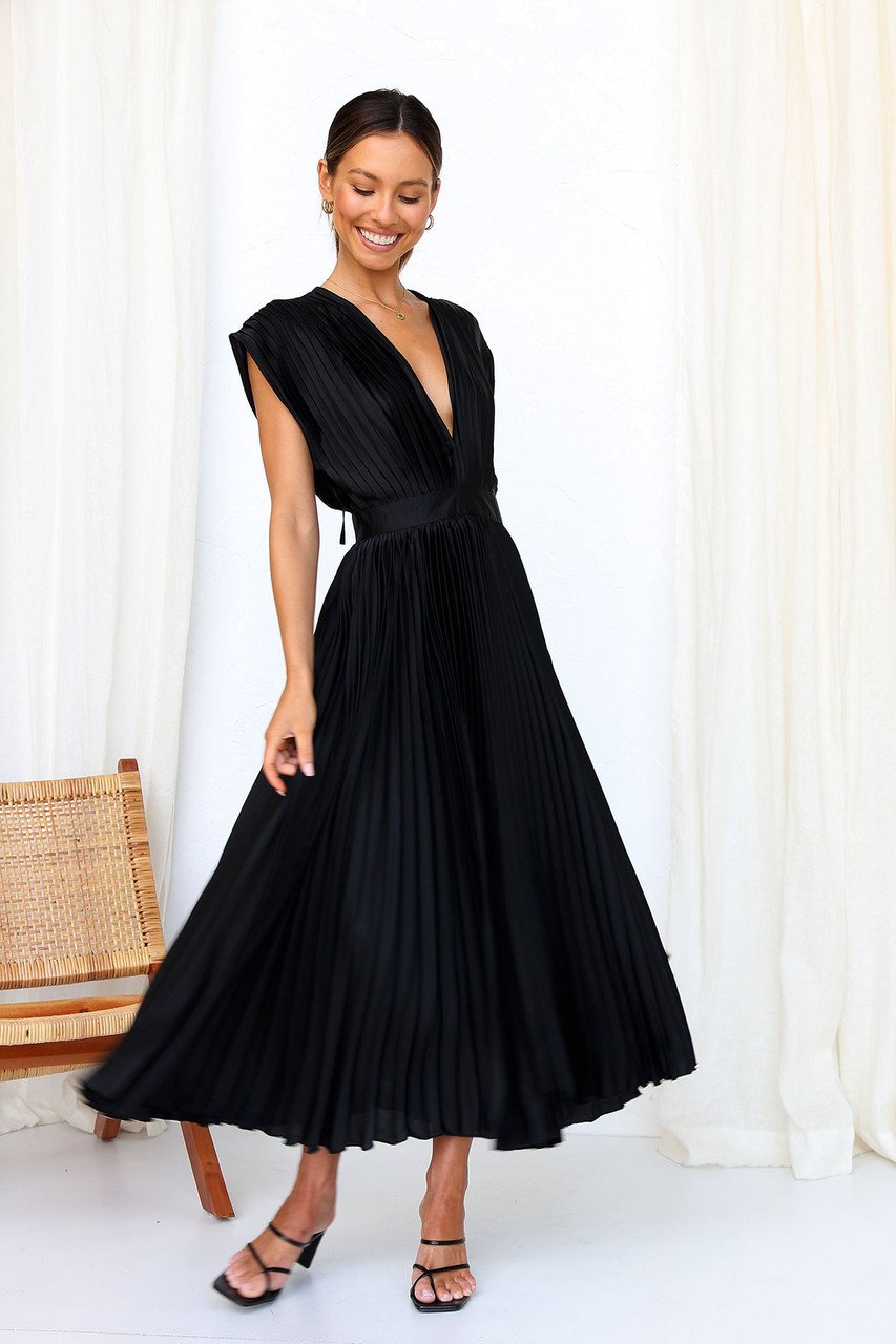 Carolina | Vestido de satén con escote en V