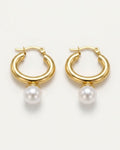 Meredith | Pendientes de aro dorados con perla colgante