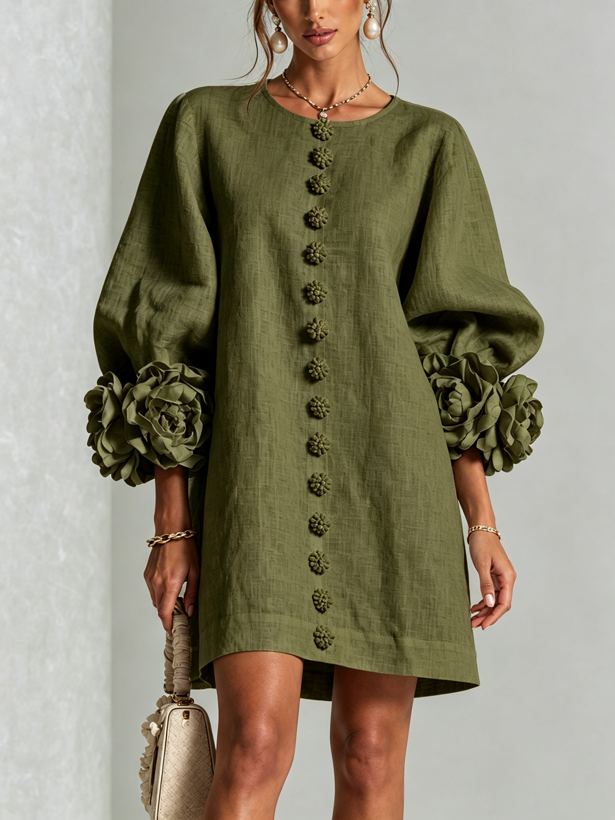 Eloisa | Vestido corto verde oliva de flores con puños florales