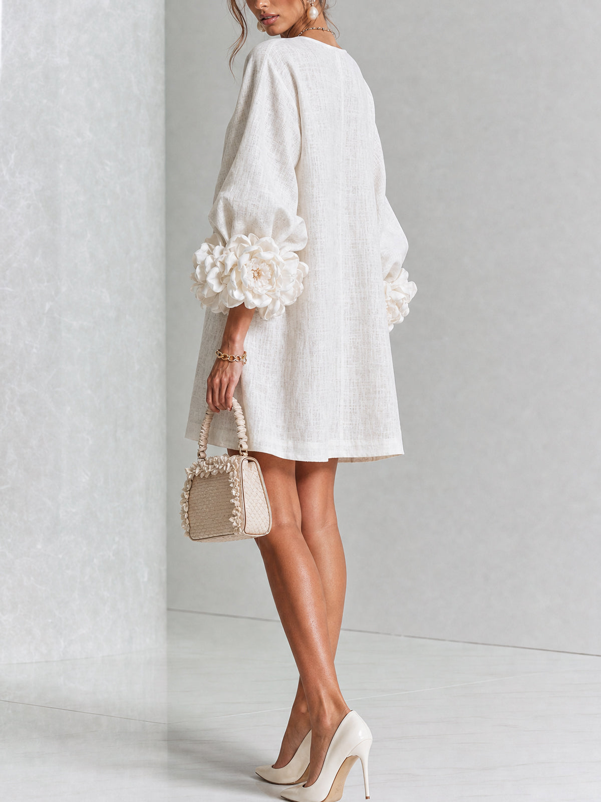 Elena | Vestido corto de flores con puños florales