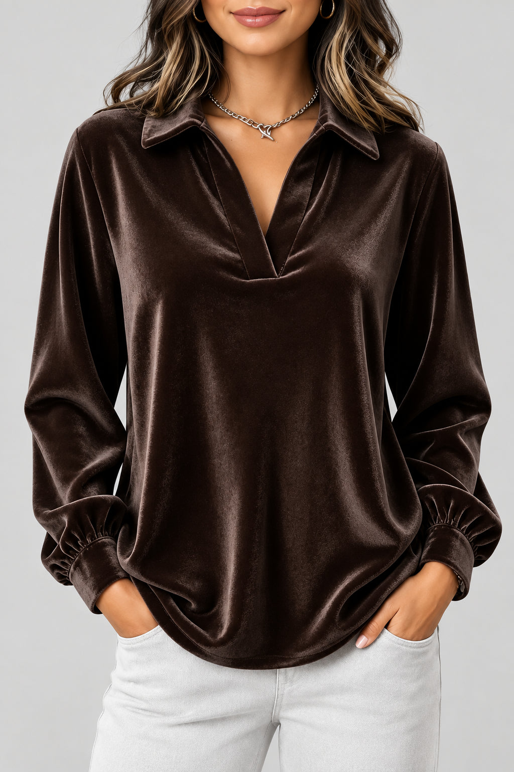 Marcela | Blusa de terciopelo con escote en V
