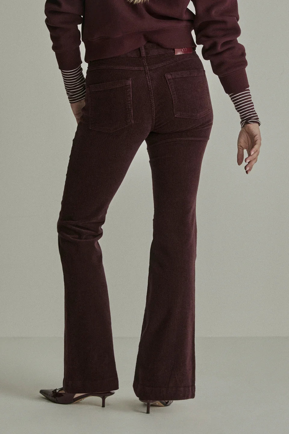 Caridad | Pantalón de pana vintage burdeos