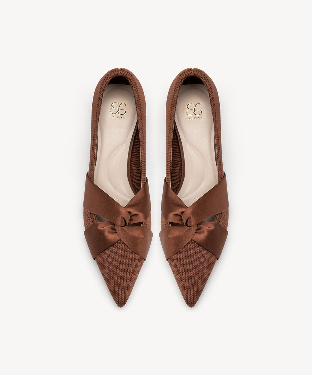 Enara | Zapato de tacón con punta fina – Marrón