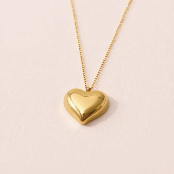 Ilenia | Collar con colgante de corazón