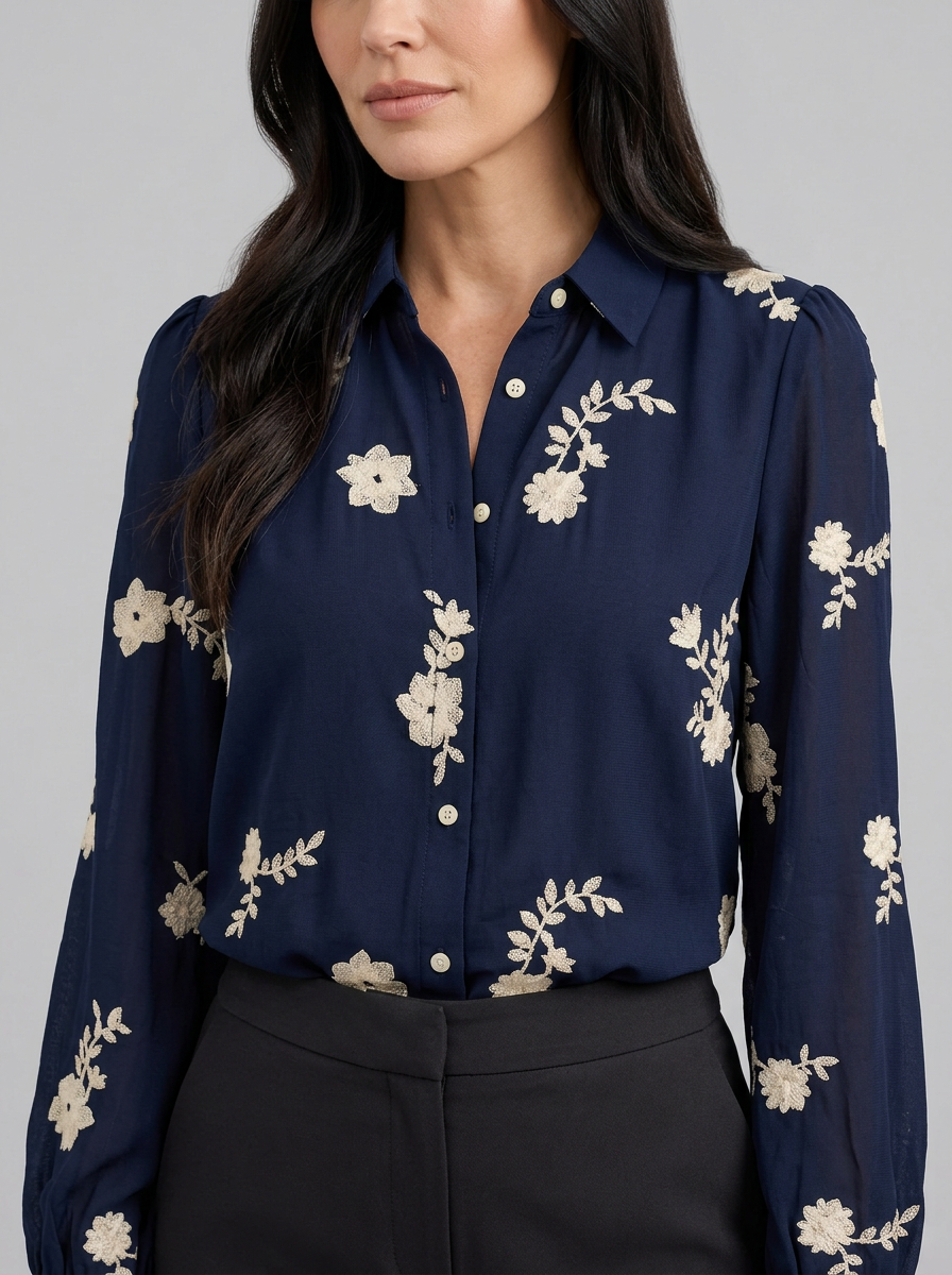 Blusa de gasa bordada de manga larga